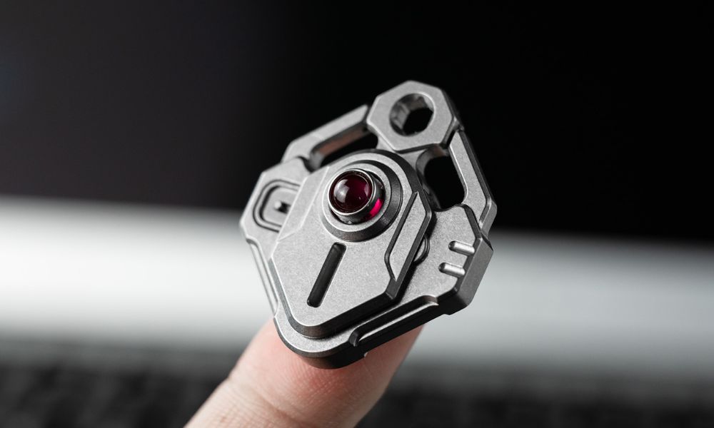 titaner-trident-size